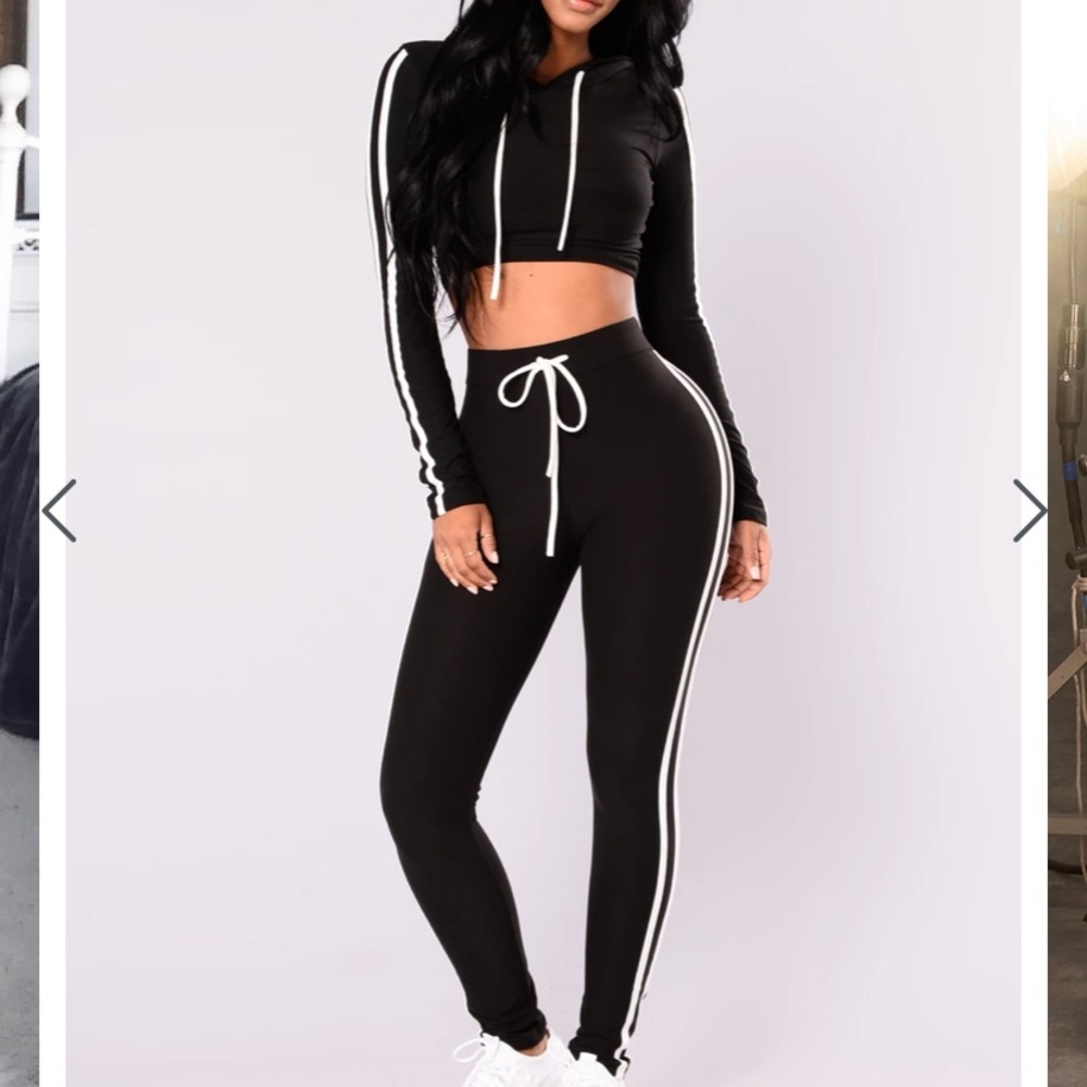 Fashion Nova tennis court set!